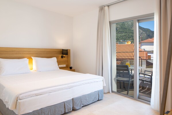 1 bedroom, premium bedding, pillow-top beds, free WiFi