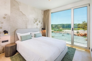 Apartamento, vistas al viñedo | Cortinas opacas, wifi gratis, ropa de cama