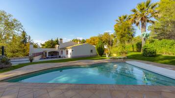 Villa, 6 Bedrooms | Private pool