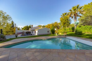 Villa, 6 Bedrooms | Private pool - Quinta dos Vales (Lagoa)