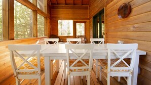 Comfort Cabin | Terrace/patio - Brickyard Cottage 41 by Winfield Inn (Bayfield)