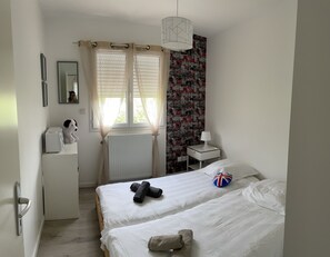 3 chambres, bureau, fer et planche à repasser, Wi-Fi