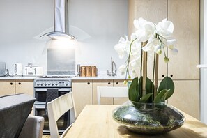 Interior detail - St Johns Apartments (London)