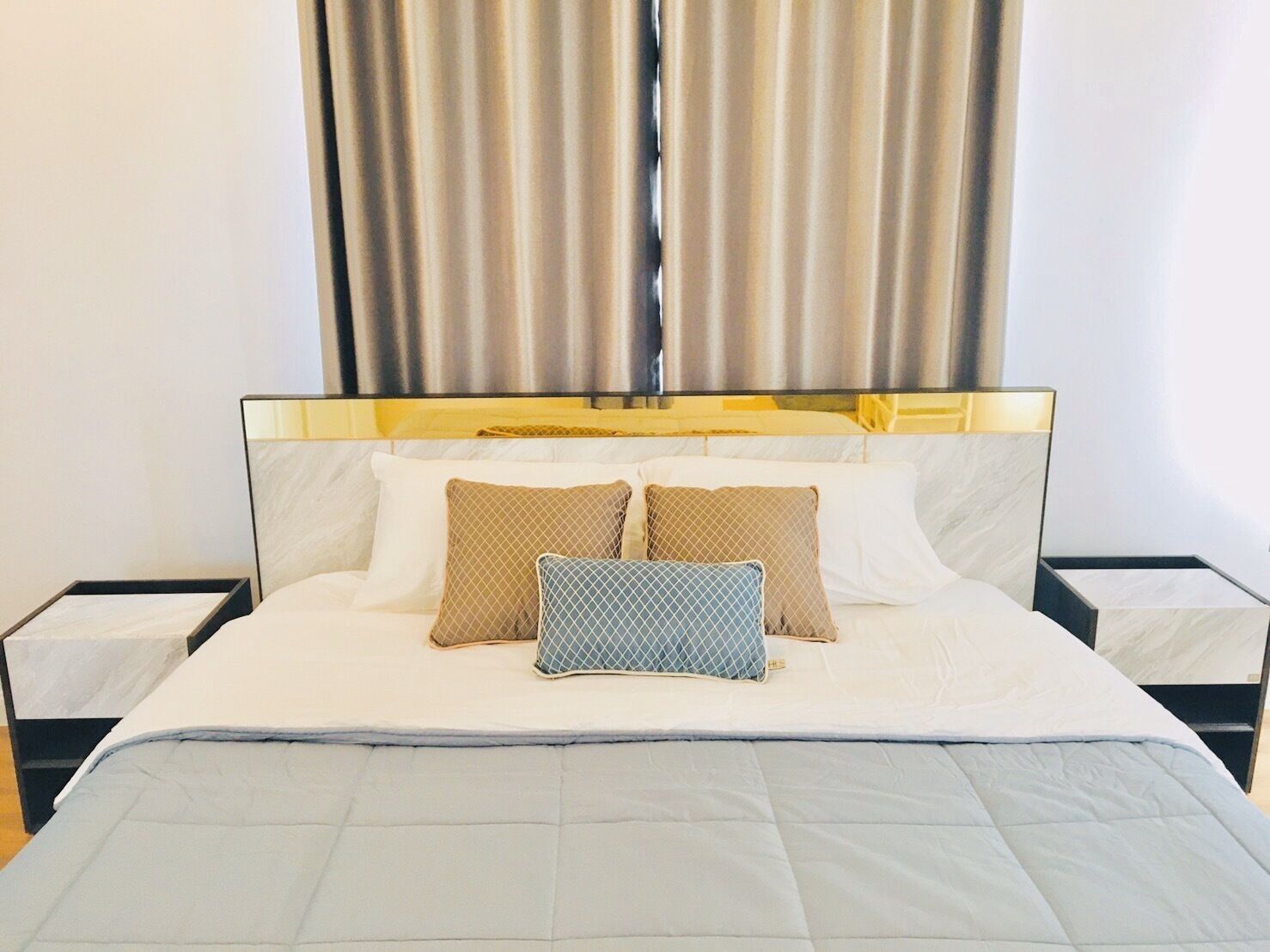 3 soverom og internettilgang