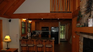 Chalet rustique Confort | Aire de séjour