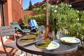 Apartment, Mehrere Betten | Balkon