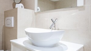 Apartment, 2 Bedrooms, Ground Floor (sleeps 6) | Bathroom sink - Laystall Apartment (London)