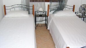 Apartment, 2 Bedrooms | 2 bedrooms, bed sheets - Amn Mdiq (Allyene)