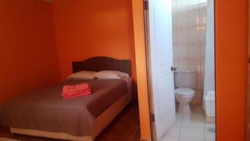 Chambre double | Accès au Wi-Fi (inclus), literie fournie