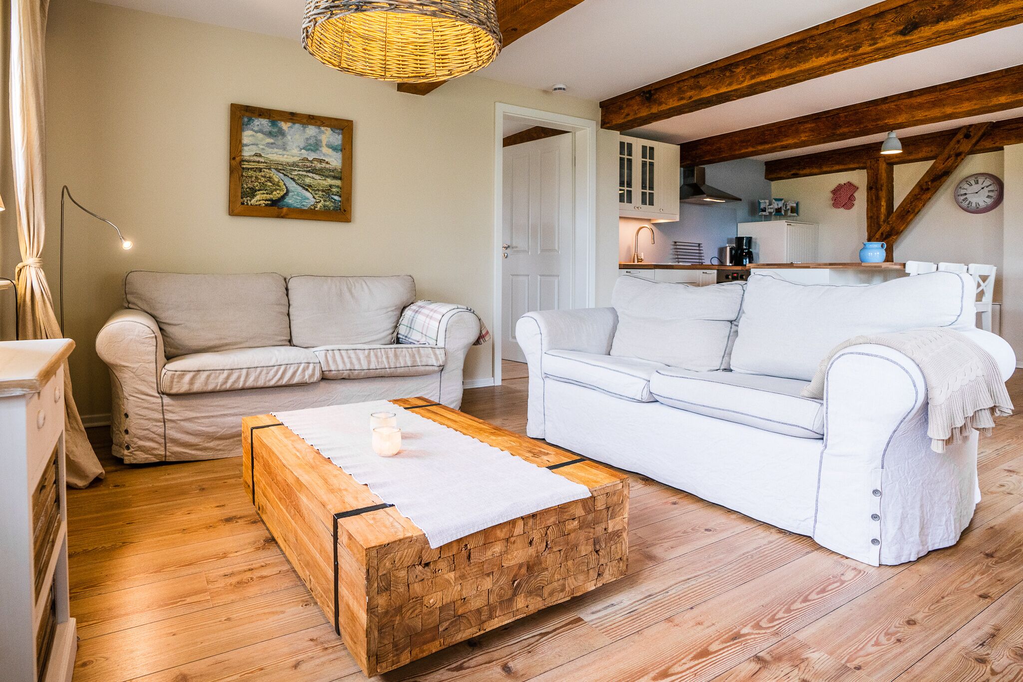 Deluxe Apartment, 2 Bedrooms (Theodor Storm) | Living area | 32-inch flat-screen TV with satellite channels, TV