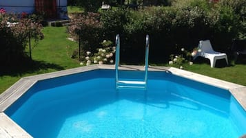 Piscina stagionale all'aperto