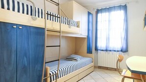 Villa, 5 soverom | 5 soverom, barnesenger og wi-fi (inkludert)