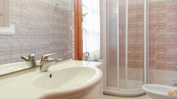 Villa, 5 Bedrooms | Bathroom