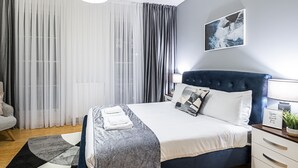 Room - Penryn Apartment (London)