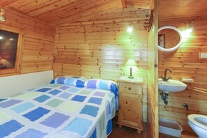 Panoramic Villa, 2 Bedrooms, Patio, Sea View | 2 bedrooms, rollaway beds - Il Melograno (Portoferraio)