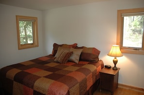 Comfort Cabin | 2 bedrooms, free WiFi, bed sheets