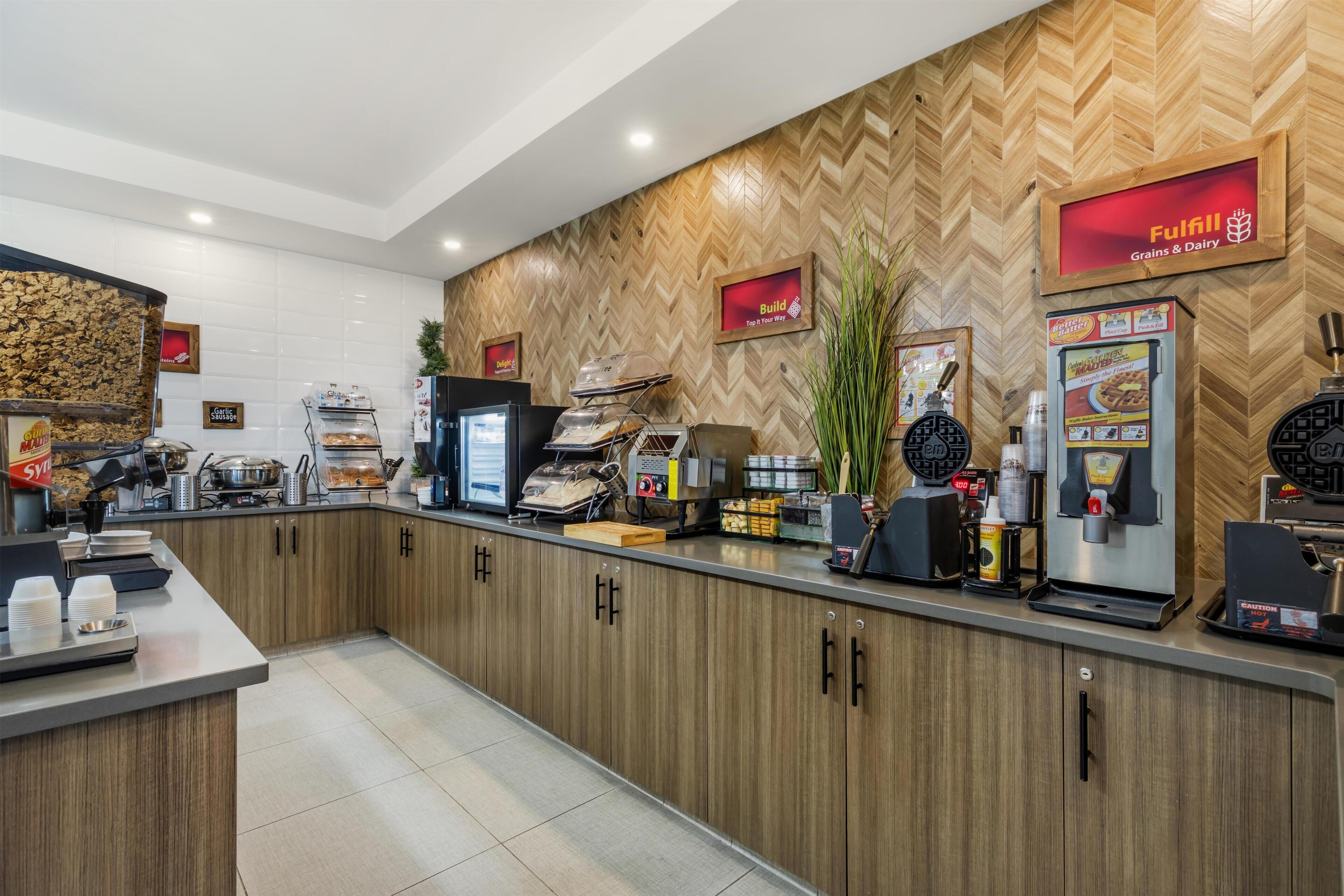 Free daily buffet breakfast 