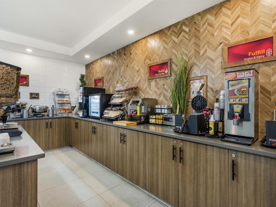 Petit déjeuner buffet compris tous les jours