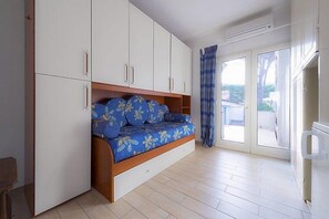 Villa, 4 chambres | 4 chambres, lits bébé (en supplément)