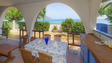 Vila, 4 kamar tidur | Teras/patio