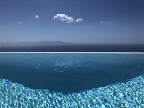 House G in Kardiani Tinos