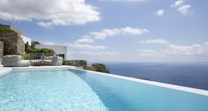 House G in Kardiani Tinos