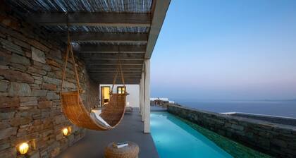 House Y in Kardiani Tinos