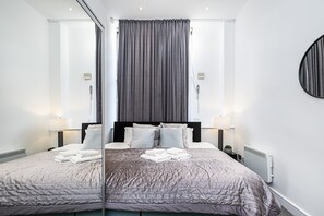 Apartment (First Floor) - Oxford Drive Apartments (London)