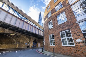 Exterior - Oxford Drive Apartments (London)