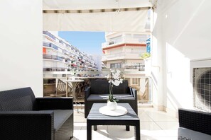 Terrace/patio - Martinez hotel area: 2 beds/2 baths (Cannes)