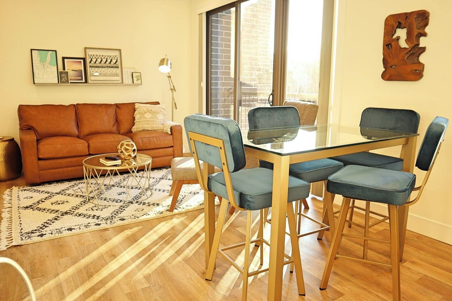 TV, offices