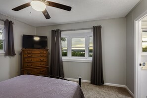 3 habitaciones, wifi gratis y ropa de cama 