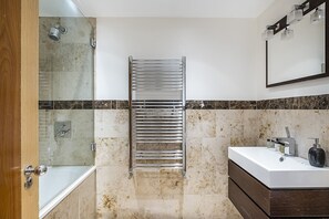 Apartment, Ground Floor | Bathroom - Lancaster Apartments (London)