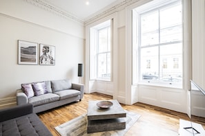 Apartment, Ground Floor | Living area