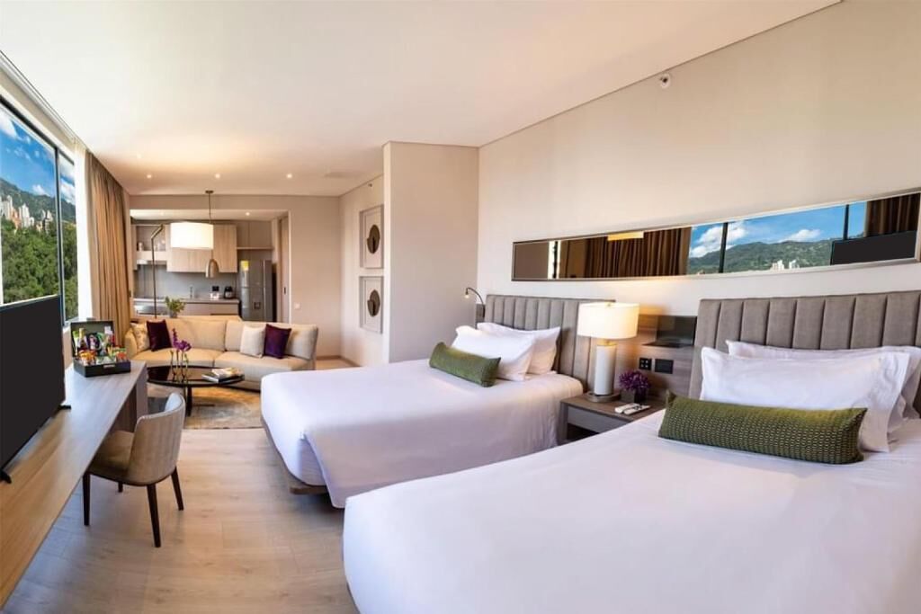 Room, 2 Twin Beds, Kitchenette | Egyptian cotton sheets, premium bedding, down comforters