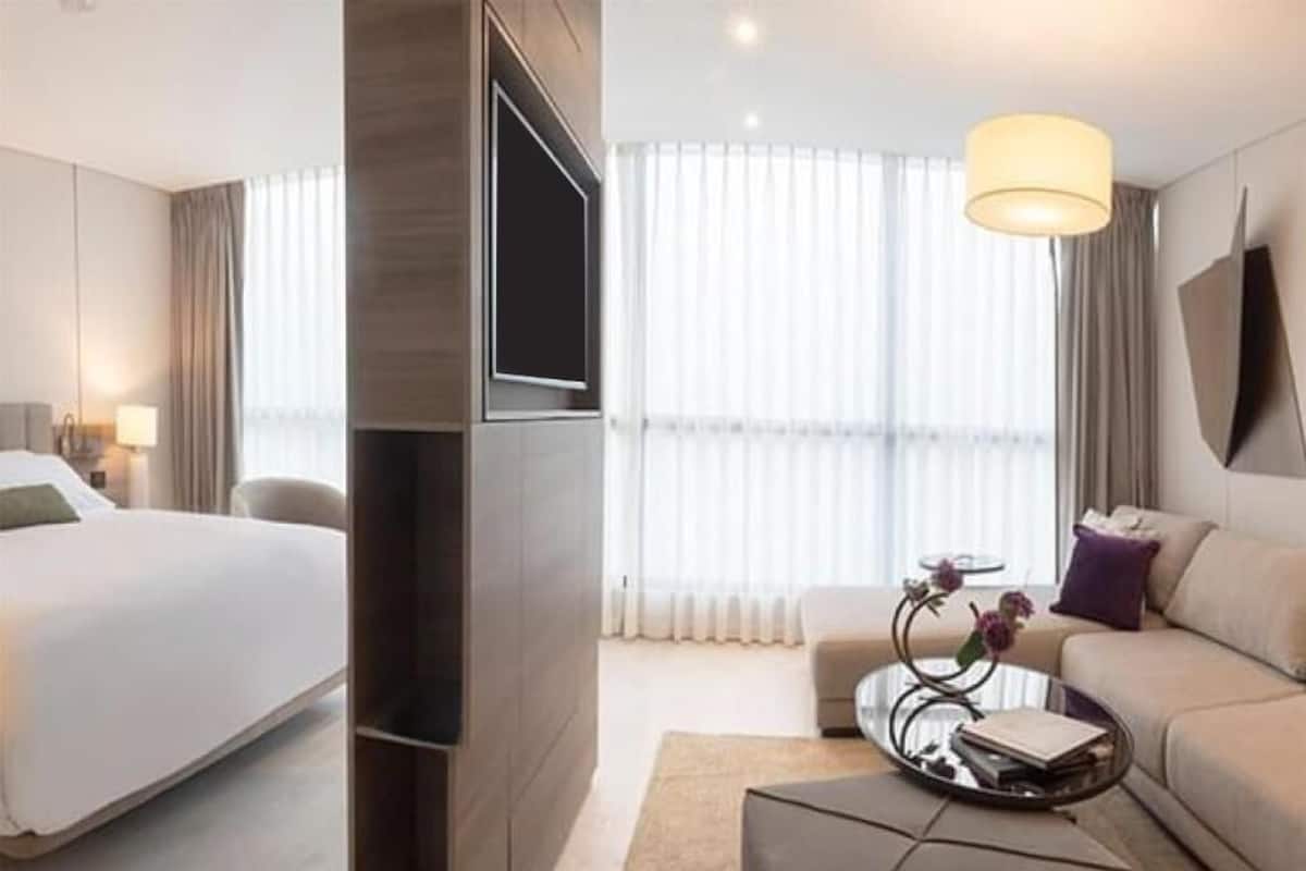 Junior Suite, 1 King Bed, Terrace | Egyptian cotton sheets, premium bedding, down comforters