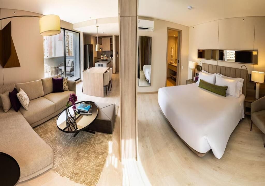 Room, 1 King Bed (Emerald) | Egyptian cotton sheets, premium bedding, down comforters