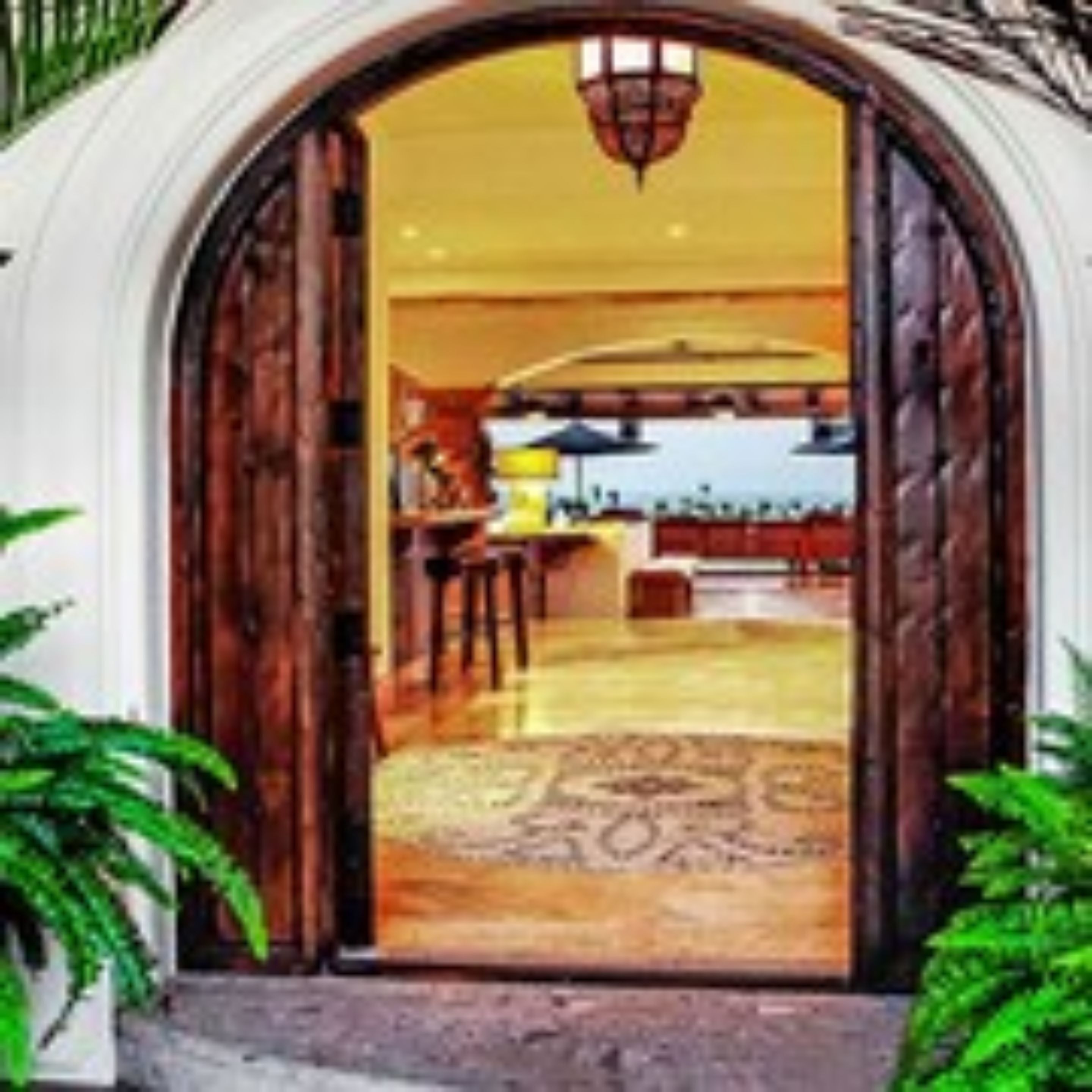 Pintu masuk properti