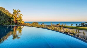 Outdoor pool - Exclusive Holiday Villa With Private Pool and Beachfront Location, Cabo San Lucas Villa 1018 (Cabo San Lucas)