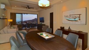Oven, stovetop, dishwasher - Beautiful Holiday Condo in a Prime Location in Cabo San Lucas 1025 (Cabo San Lucas)