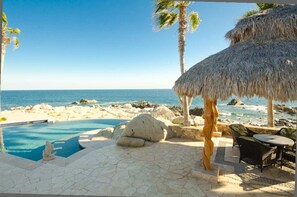 Property grounds - Imagine Renting a Luxury Beachfront Holiday Villa, Cabo San Lucas Villa 1015 (Cabo San Lucas)