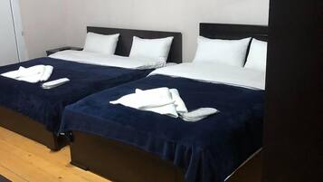 Comfort Twin Room | Individually decorated, individually furnished, iron/ironing board