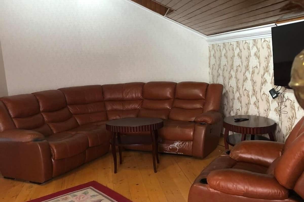 Grand Double Room | Iron/ironing board, WiFi (free), individually decorated