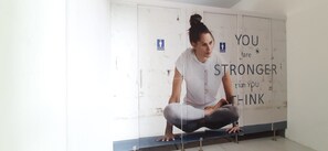 Standard Shared Dormitory, Women only, Pool View | Bathroom shower - Ozora Tiying Tutul Hostel Canggu - Adults Only (Canggu)