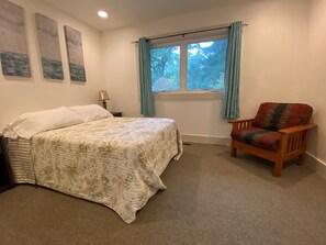 2 bedrooms, WiFi, bed sheets - Guests have access to 200 ft of private beach & sand dunes on Lake Michigan. (Sawyer)