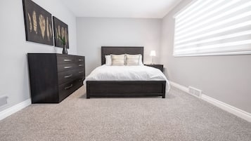 Family Room | 4 bedrooms, free WiFi, bed sheets