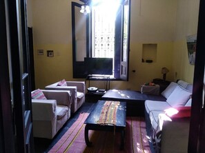 Smart TV - FABULOSO BUENOS AIRES  ONE (Ground floor Balvanera)