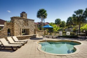 Outdoor pool - Family-Friendly Great Amenities and Close to Disneyworld (Kissimmee)