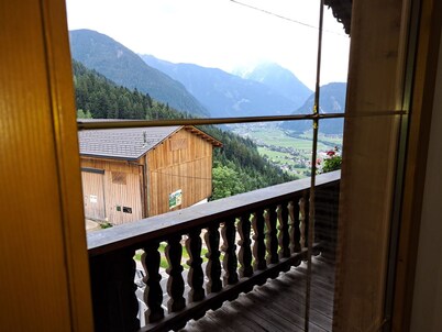 Stunning  villa for 7 guests with WIFI, TV and balcony