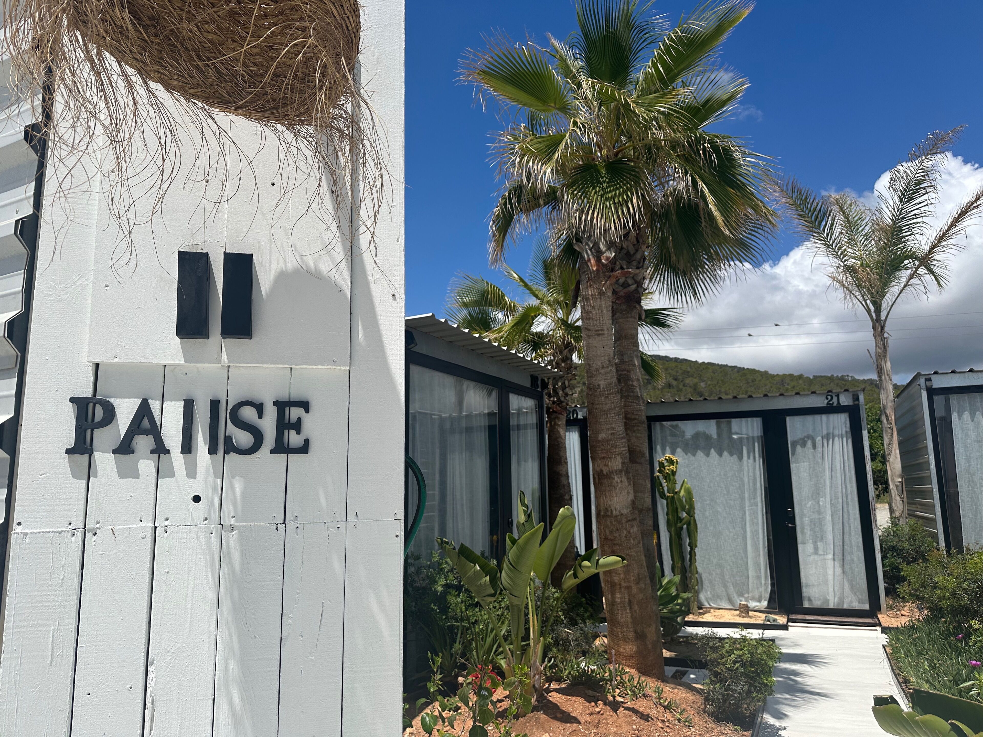 Hypoallergeen beddengoed, een minibar, een kluis op de kamer